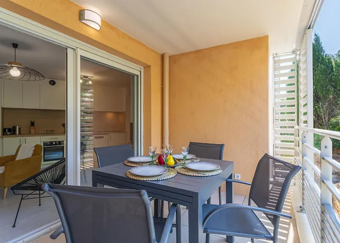 151 Bay Street-2 By Interhome *