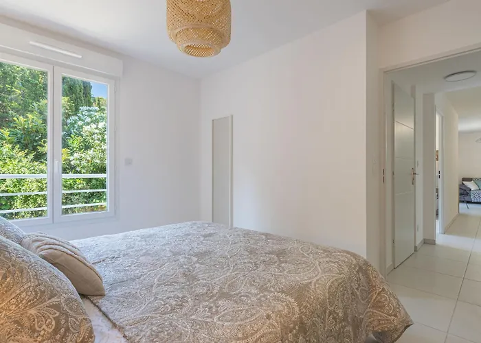 151 Bay Street-2 By Interhome Apartment *