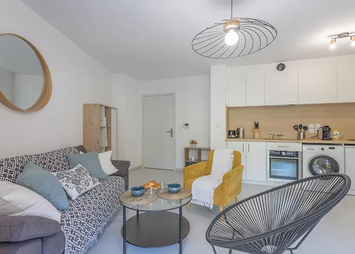 Apartment 151 Bay Street-2 By Interhome